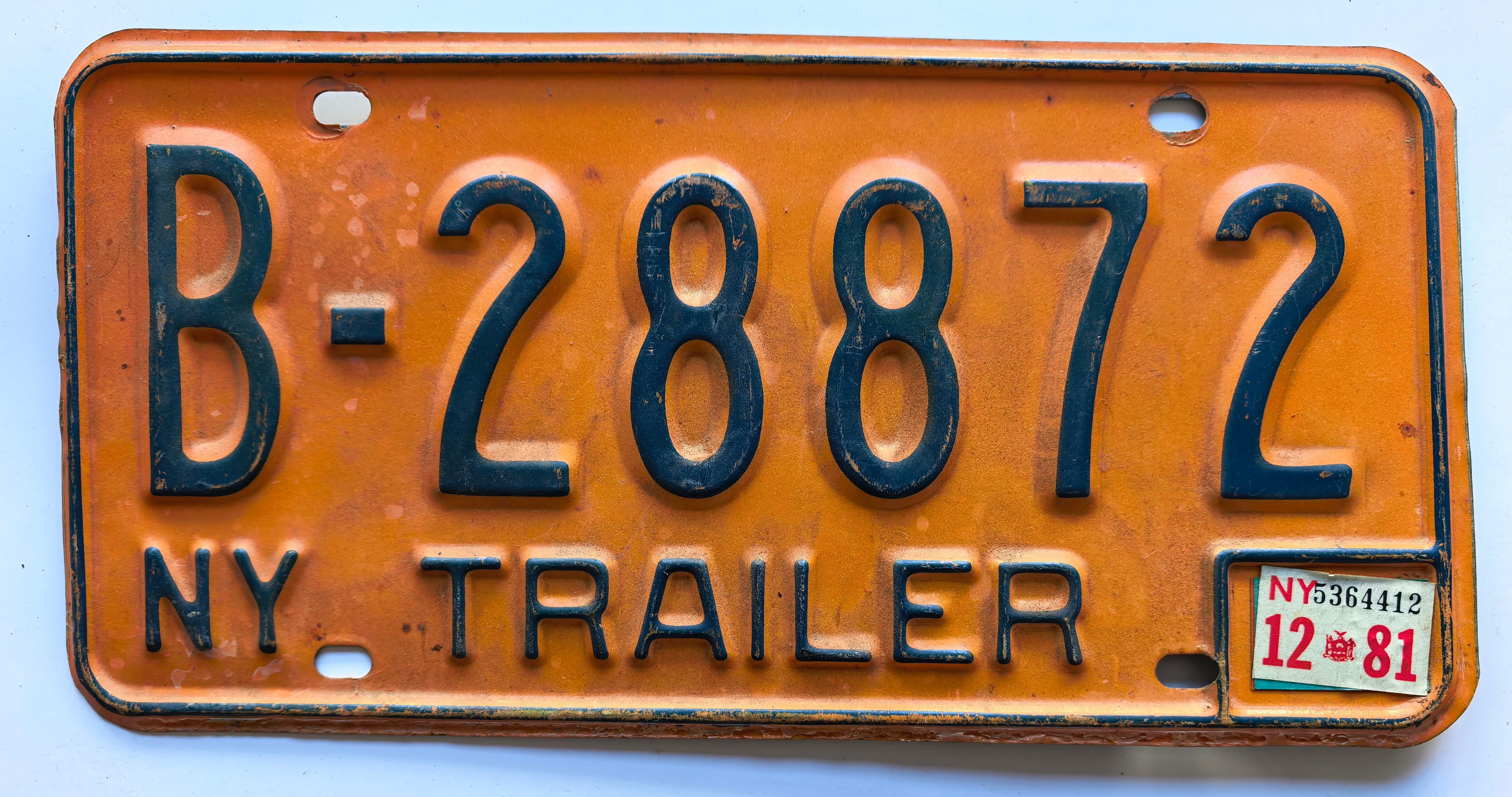 USA Kennzeichen - New York - B-28872, view 1