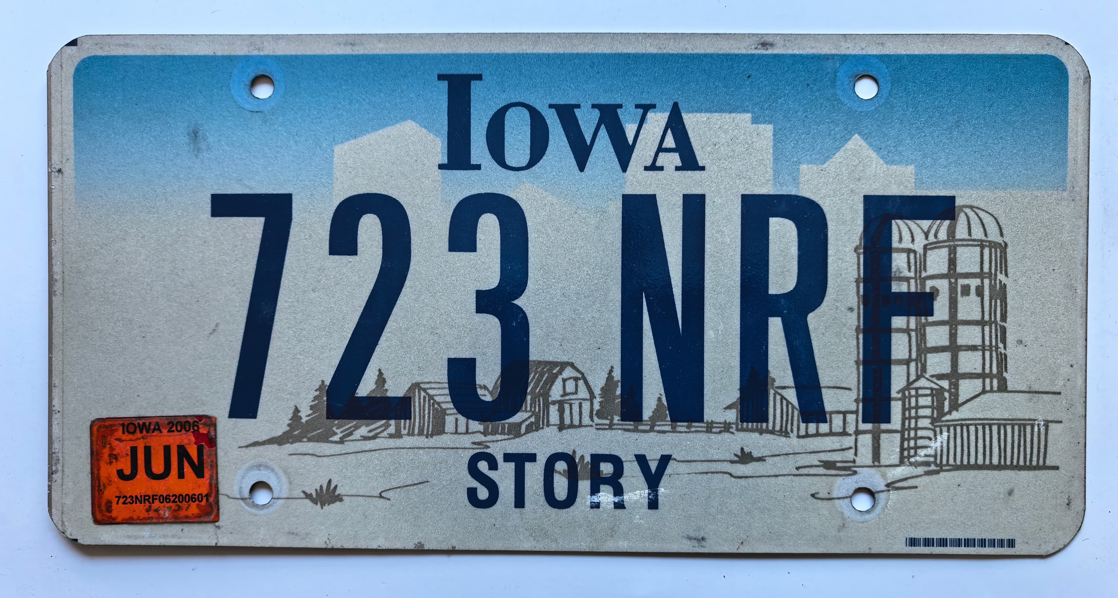 USA Kennzeichen - Iowa - 723 NRF, view 1