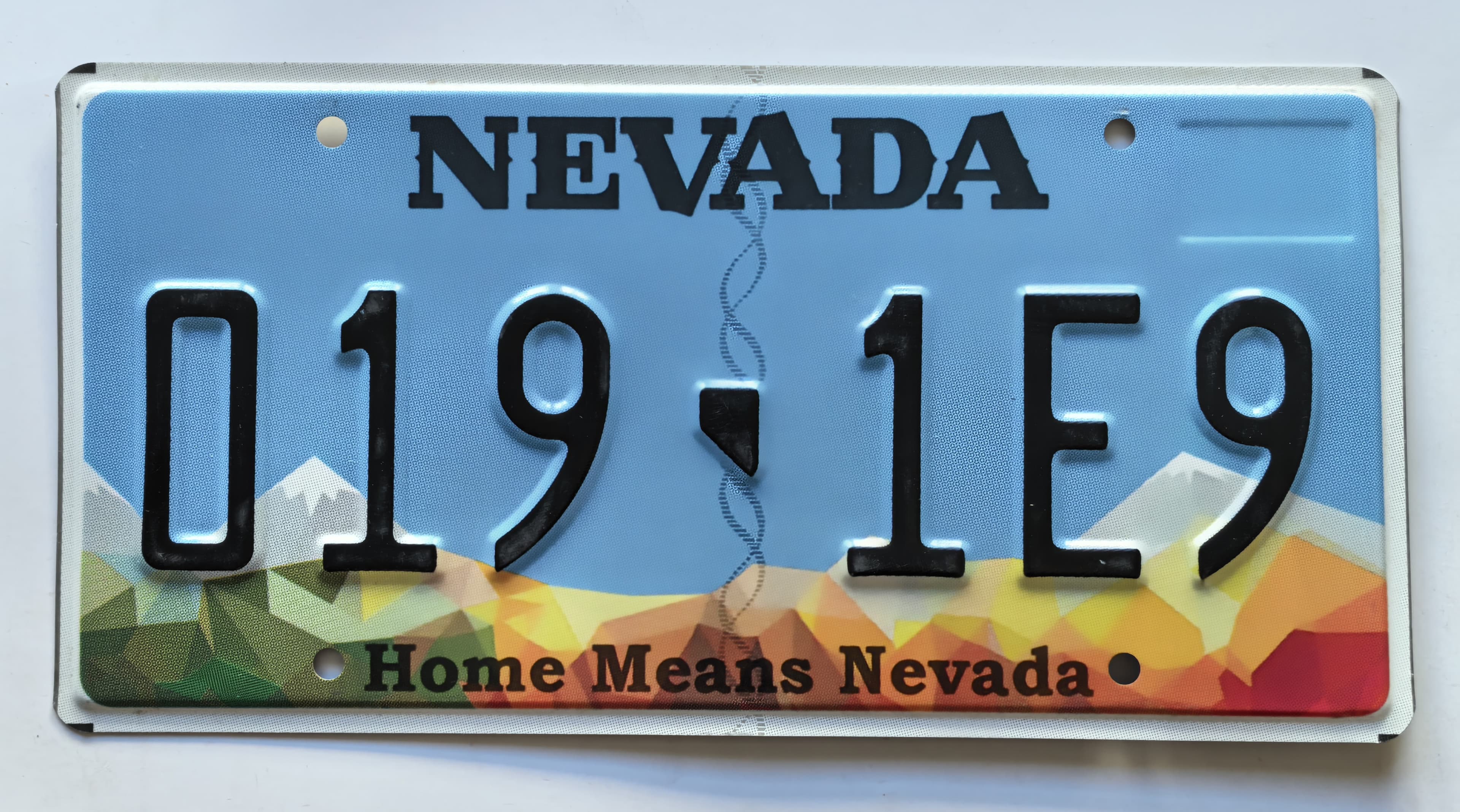 USA Kennzeichen - Nevada - 019-1E9, view 1