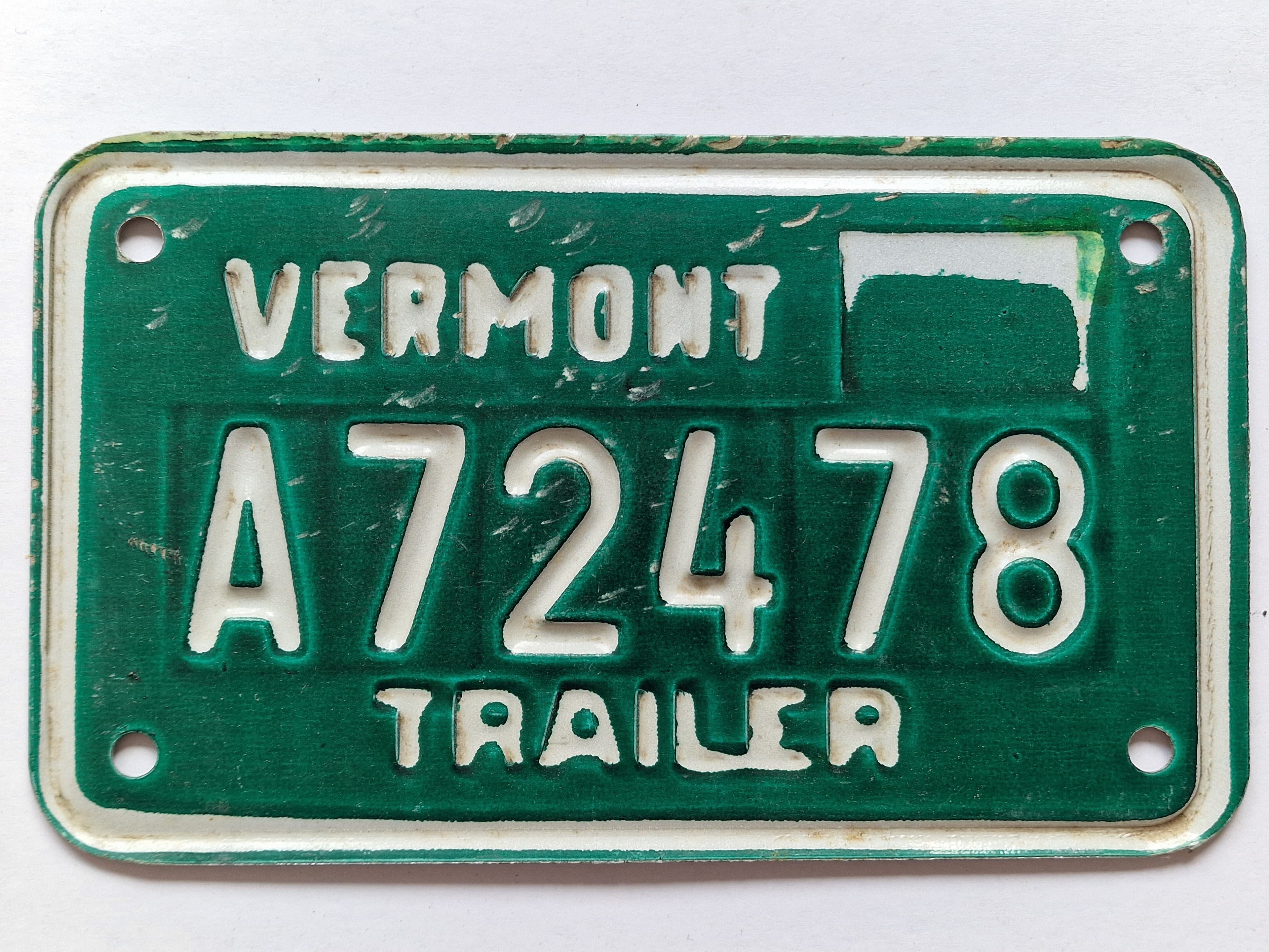 Vermont - A72478 TRAILER, view 1
