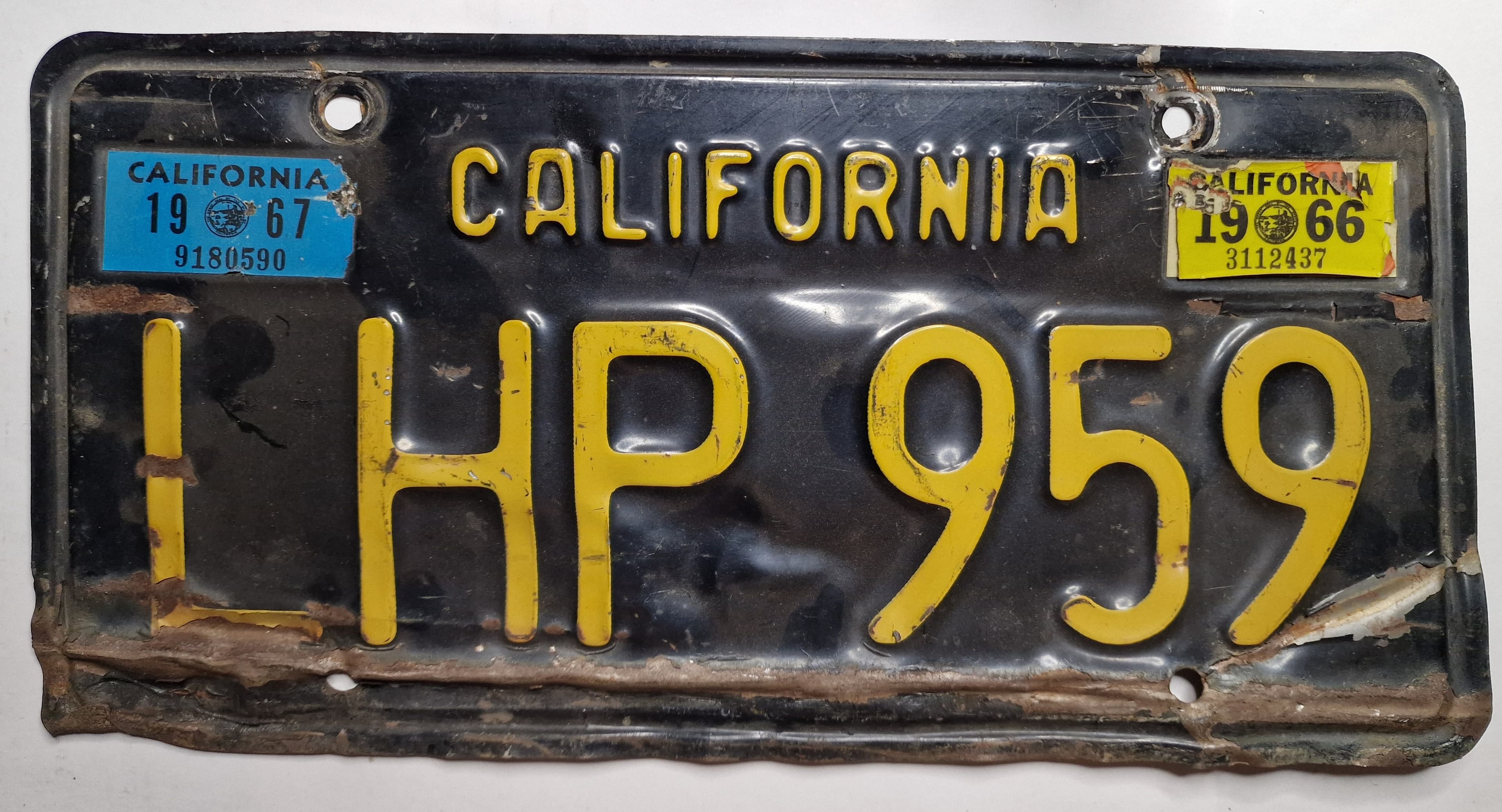 California - BLACK PLATE LHP 959